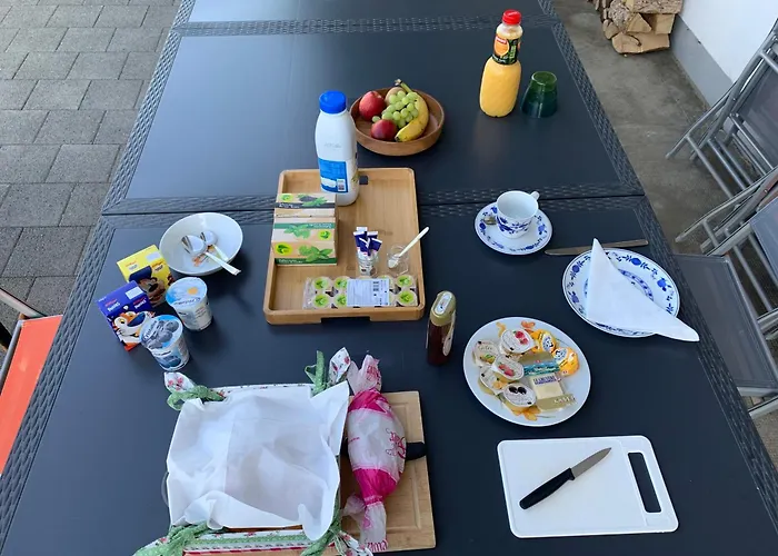Lindenacker 住宿加早餐酒店 Lotzwil
